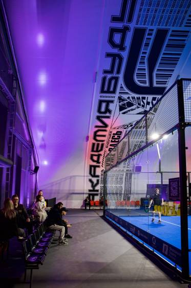 Moscow Padel Day I, апрель: детали и брендинг площадки