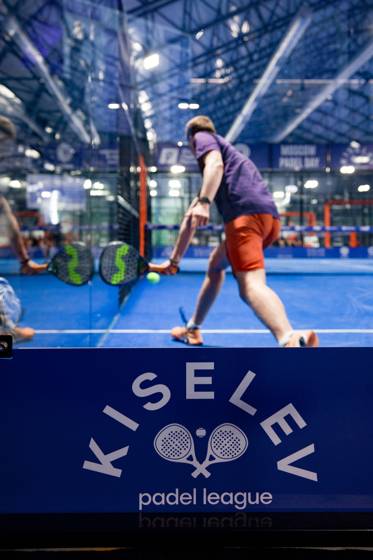 Moscow Padel Day II, июнь: детали и брендинг площадки