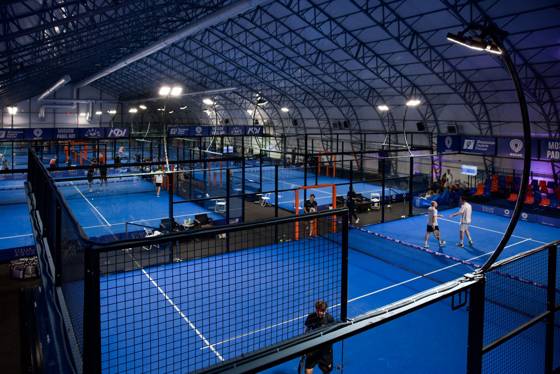 Moscow Padel Day II, июнь: детали и брендинг площадки