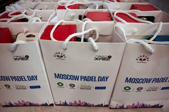 Moscow Padel Day II, июнь: брендинг партнёров на площадке